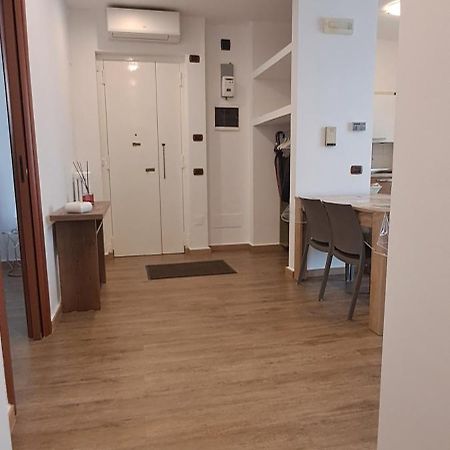 Alex'S House Apartment Bari Luaran gambar